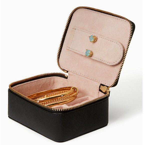 kate spade Handbags - kate spade Cameron Street Ollie Jewelry Box nwot